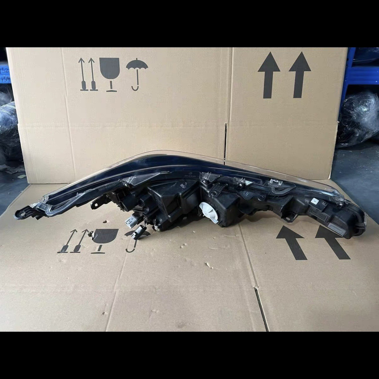 For Toyota Levin 2019 high-end LED headlight assembly