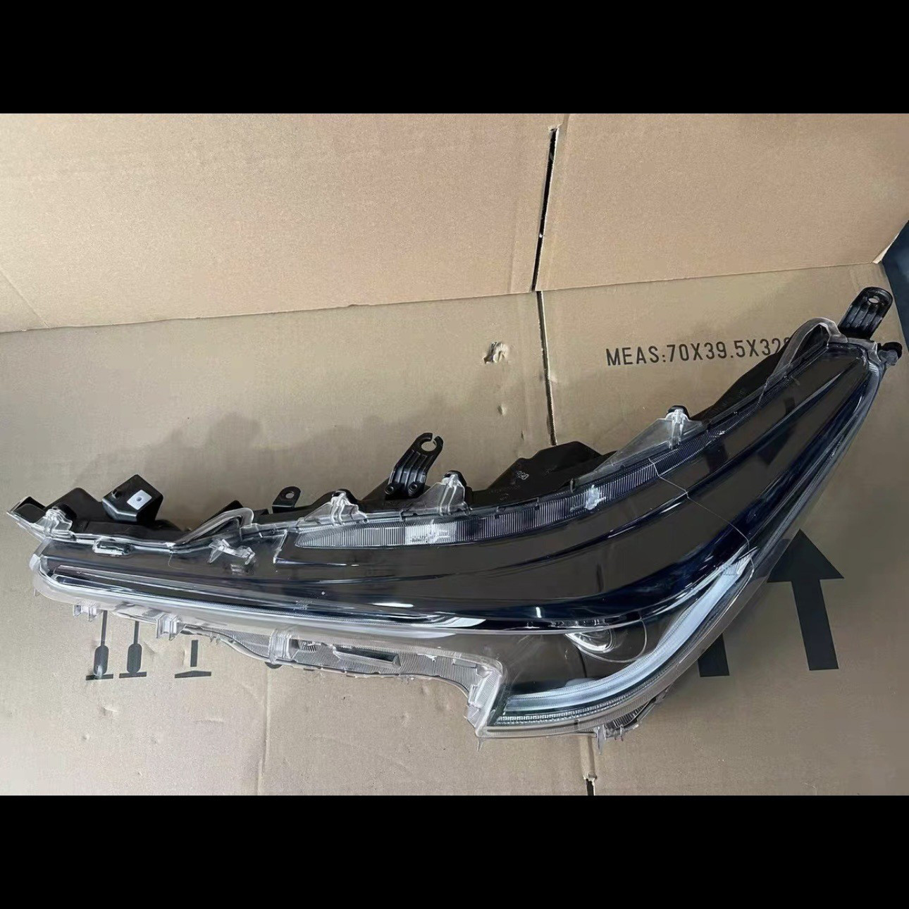 For Toyota Levin 2019 high-end LED headlight assembly