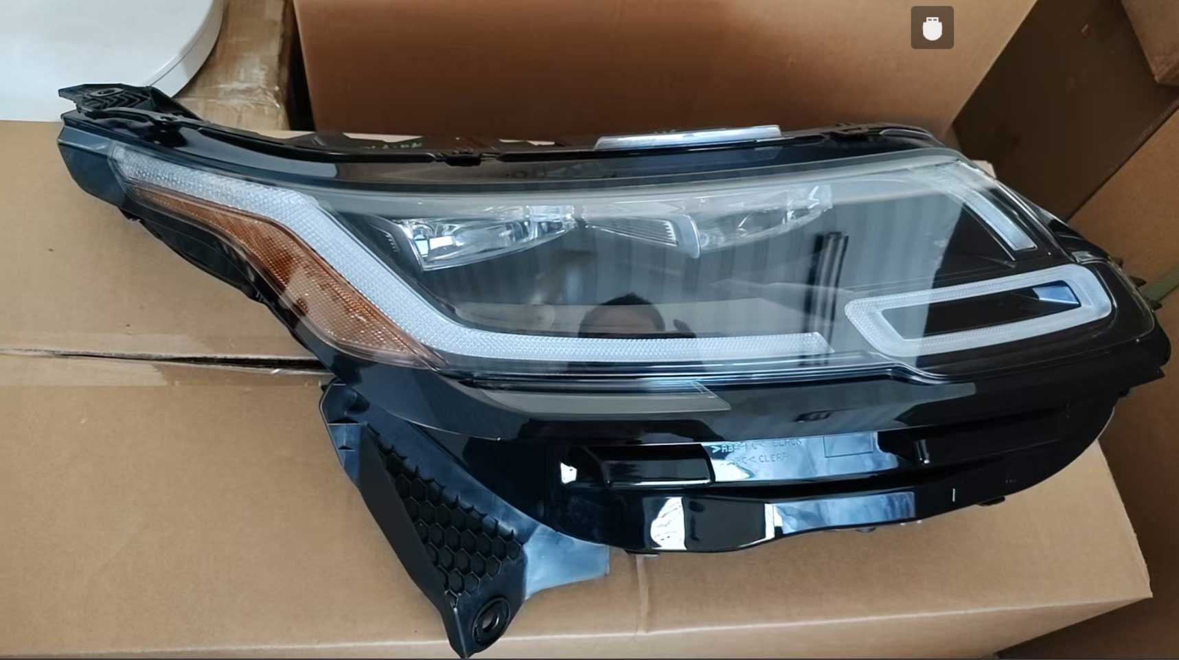 For Velar ：Land Rover Jaguar LR116431 LR116429