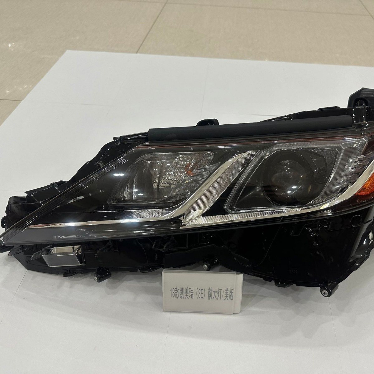 For Toyota 2018-2020 Camry SE All-LED Front Headlights, US Version OEM: 81150-06C40 81110-06C40
