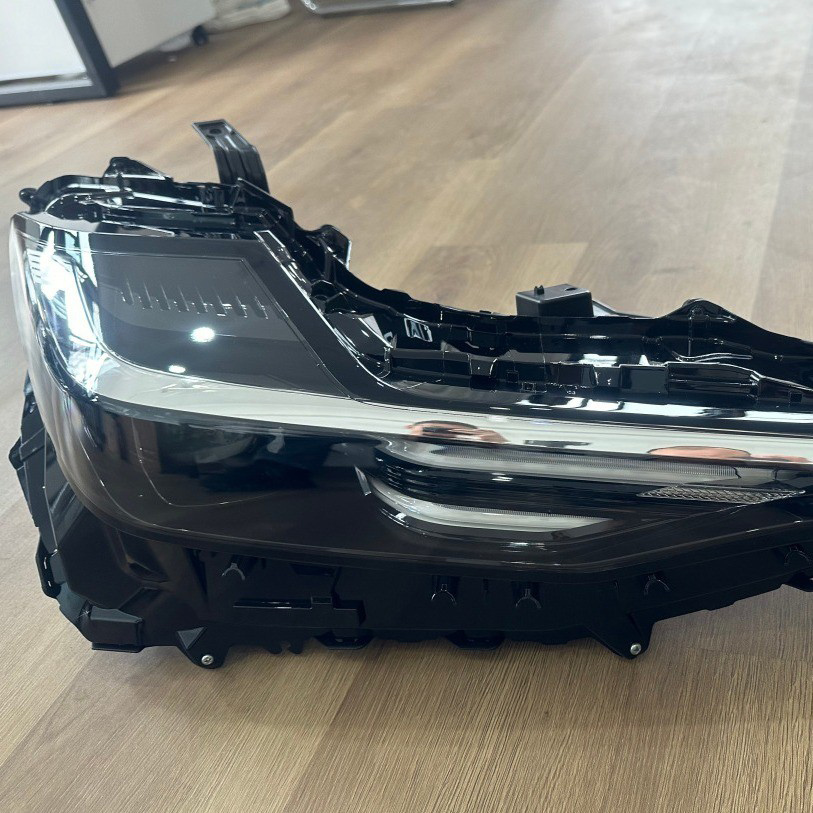 For Toyota 2022-2023 BZ3 front headlights full LED OEM: 81150-03020 81110-03020