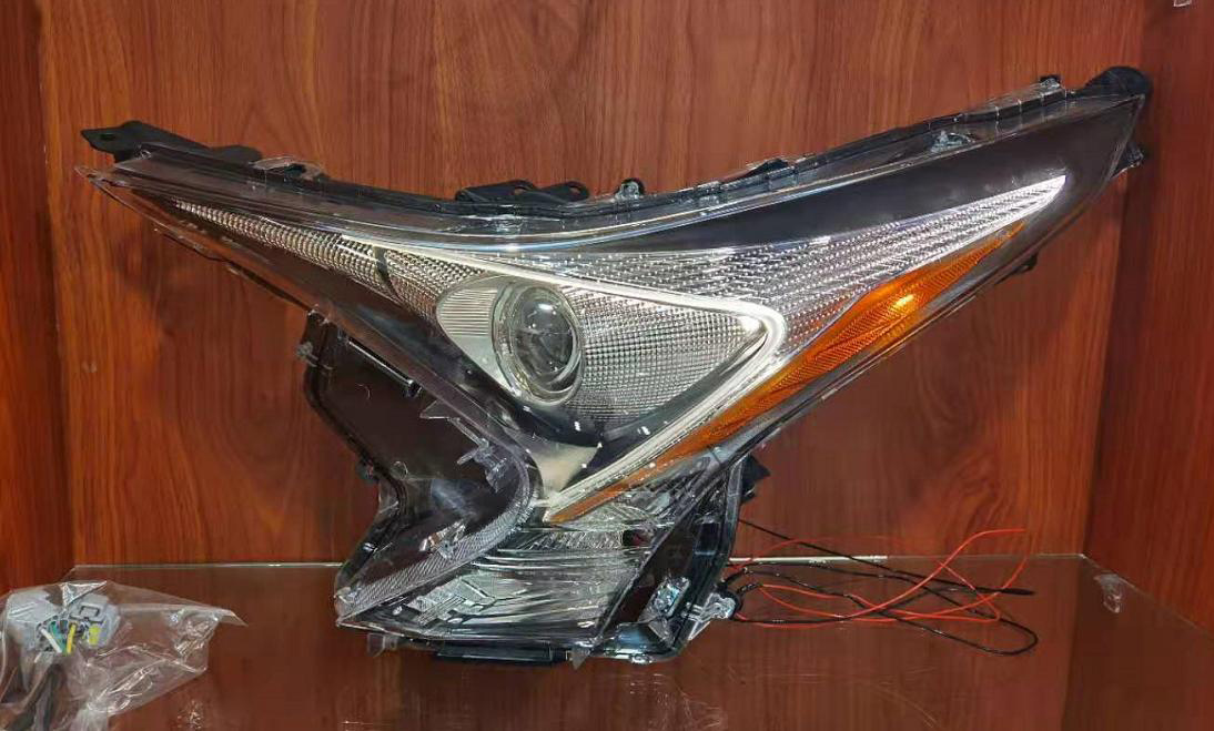 For Toyota 2016 Prius Headlight OEM: 81140-47741 81070-47741