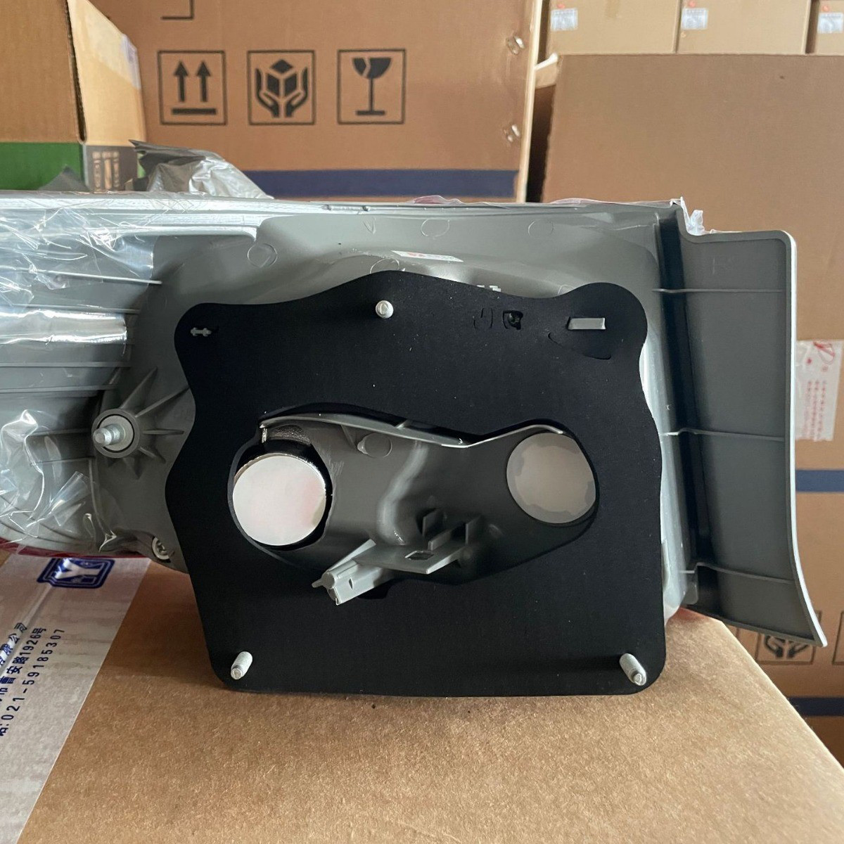 For Toyota 2010 Corolla rear taillight OEM: 81561-02570 81551-02570