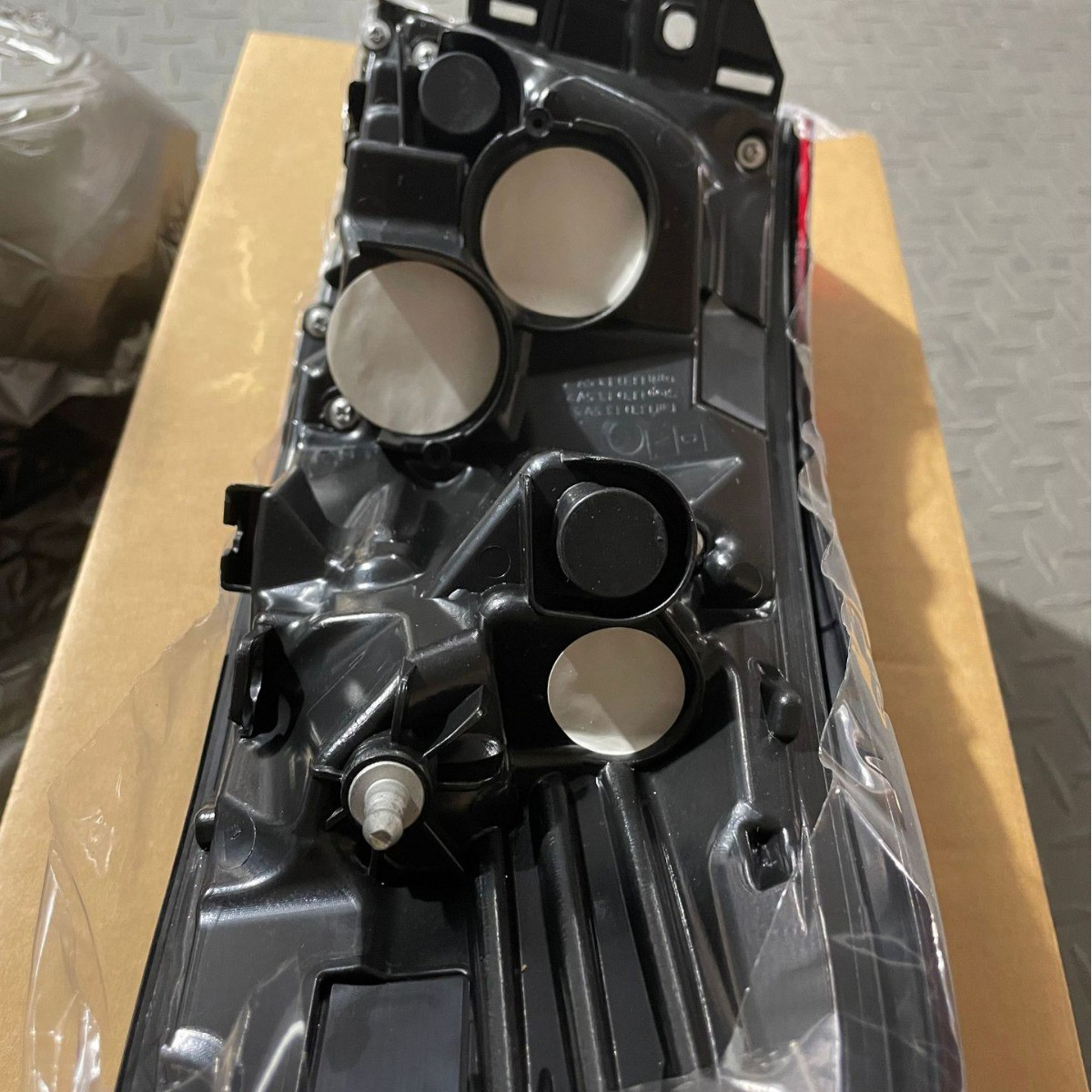 For Toyota 2019 Corolla high-end rear taillight OEM: 81561-02E10 81551-02E10 81591-02D60 81581-02D60