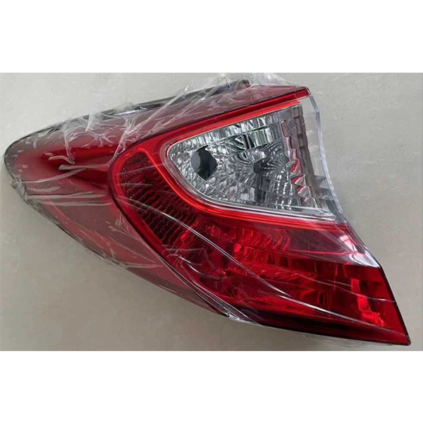 For Toyota 2018 CHR Standard Version Rear Taillights OEM: 81560-F4100 81550-F4100