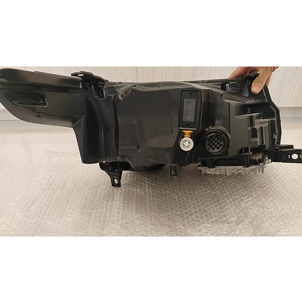 Upgraded Front Headlights for 2014-2017 Land Rover Range Rover VOGUE