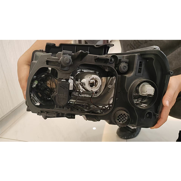 For 2014 Land Rover Discovery 2 front headlights