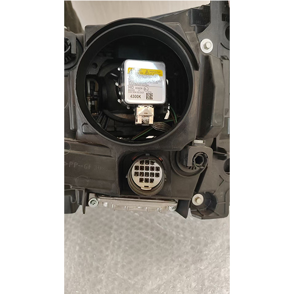 For 2014 Land Rover Discovery 4 upgraded front headlights