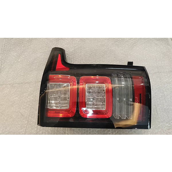 For 2013 Land Rover Range Rover Vogue rear tail light (red) OEM: LR061682 LR061659