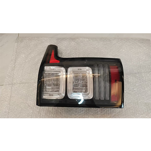 For 2013 Land Rover Range Rover Vogue rear taillight (white) OEM: LR034237 LR034255